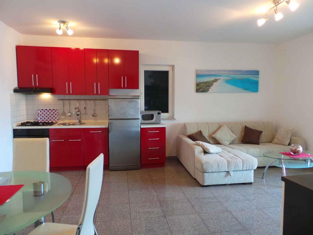 Holiday Home In Malinska/Insel Krk 13031 Luaran gambar