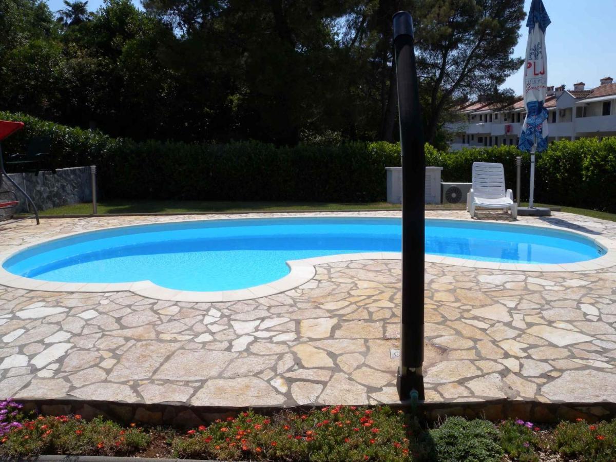 Holiday Home In Malinska/Insel Krk 13031 Luaran gambar