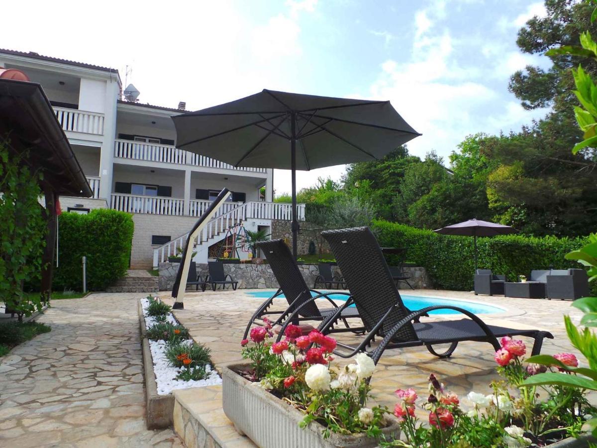 Holiday Home In Malinska/Insel Krk 13031 Luaran gambar